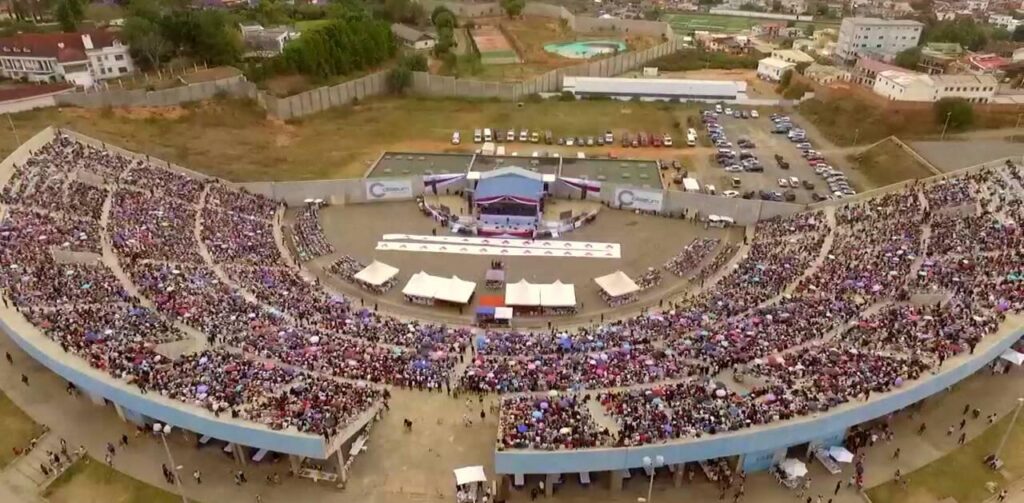 COLISEUM SHINE CHURCH